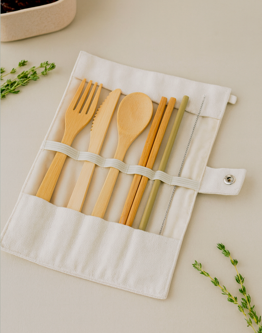 Ensemble de couverts en bambou durable - 6 en 1