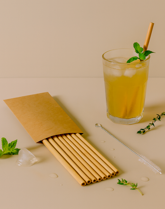 Lot de 10 pailles en bambou avec goupillon